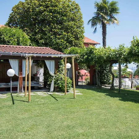Sleeps 6 Pool Wifi Apartment Massino Visconti