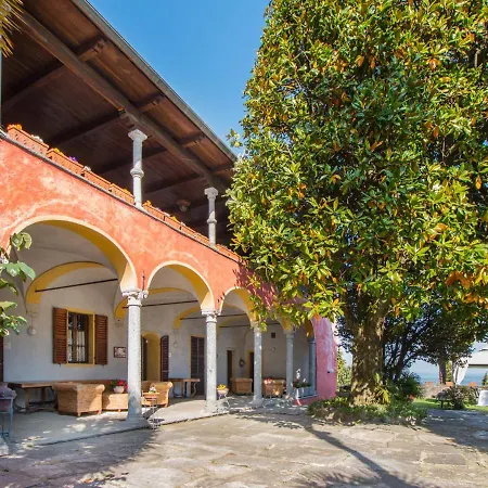 Sleeps 6 Pool Wifi Apartment *